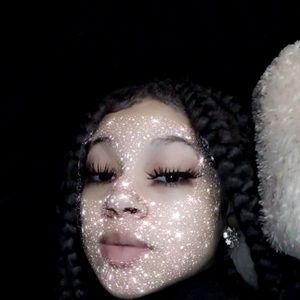 Meet your Posher, Khaliah